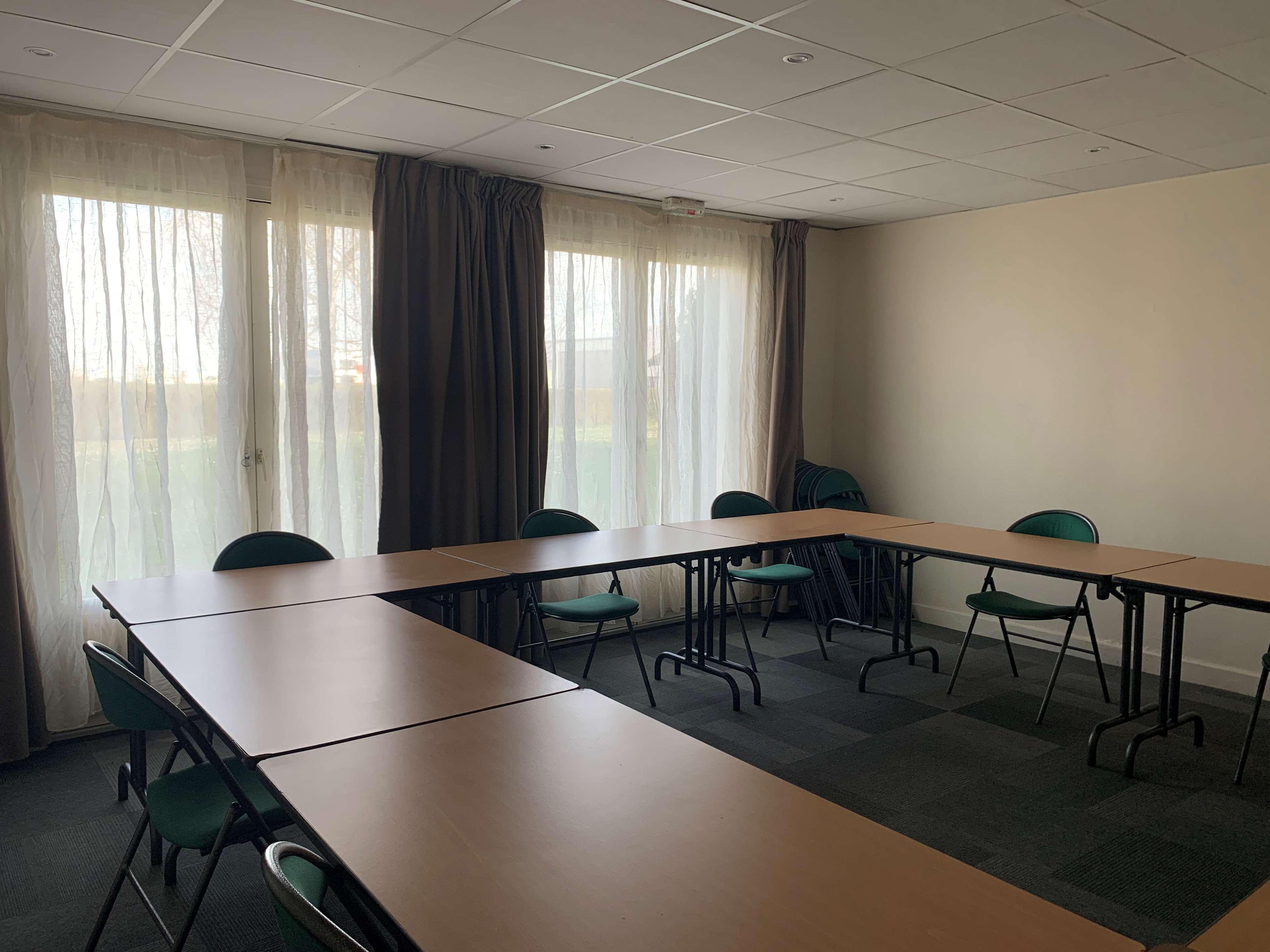 Kyriad Chateauroux - Saint-Maur Eksteriør billede